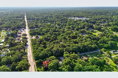 E New York Avenue, Deland, FL 32724 - Photo 4