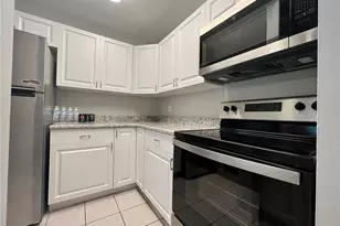 100 Sweetgum Woods Ct, Deltona, FL 32725 - Photo 6