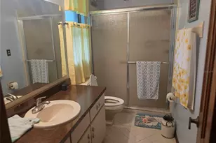 2417 S Oak Park Dr, Deland, FL 32724 - Photo 26