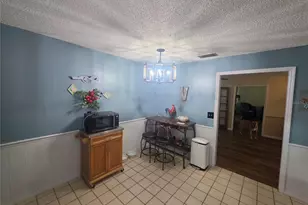 2417 S Oak Park Dr, Deland, FL 32724 - Photo 18