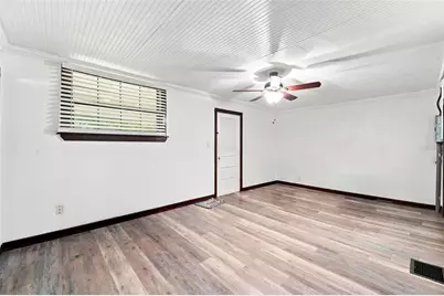 316 S Amelia Avenue, Deland, FL 32724 - Photo 4