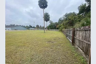 301 W Blue Springs Avenue, Orange City, FL 32763 - Photo 6