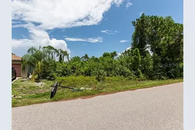 12414 Deepwoods Avenue, Port Charlotte, FL 33981 - Photo 2
