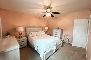 7812 N Gomez Ave, Tampa, FL 33614 - Photo 16