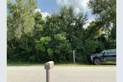 883 Trumbull Street, Deltona, FL 32725 - Photo 4