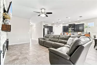 632 E Victoria Trails Boulevard, Deland, FL 32724 - Photo 10