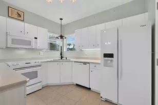 31 Magnolia Dr S, Ormond Beach, FL 32174 - Photo 16