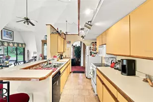 1320 W Taylor Rd, Deland, FL 32720 - Photo 12