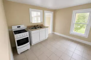 308 N Peninsula Dr, Daytona Beach, FL 32118 - Photo 6
