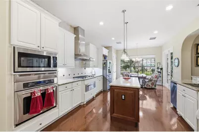 315 W Blue Water Edge Drive, Eustis, FL 32736 - Photo 22