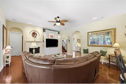 315 W Blue Water Edge Drive, Eustis, FL 32736 - Photo 18