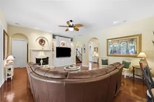 315 W Blue Water Edge Dr, Eustis, FL 32736 - Photo 18