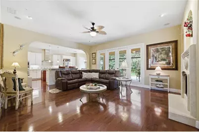 315 W Blue Water Edge Drive, Eustis, FL 32736 - Photo 16