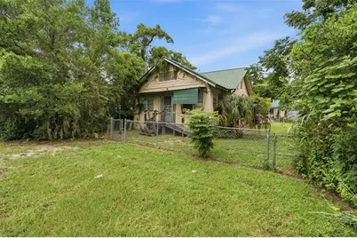 1413 E New York Avenue, Deland, FL 32724 - Photo 24