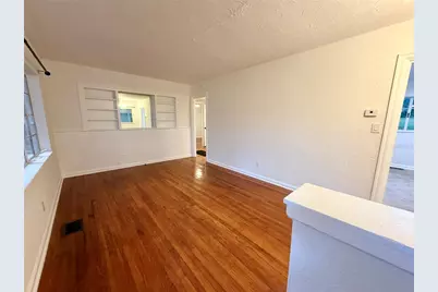 511 N Kentucky Avenue, Deland, FL 32724 - Photo 6