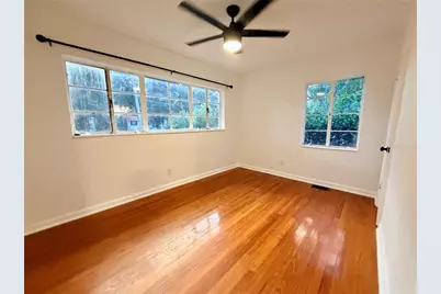 511 N Kentucky Avenue, Deland, FL 32724 - Photo 2