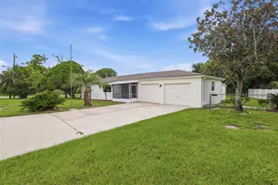18 Aster Dr, Debary, FL 32713 - Photo 1