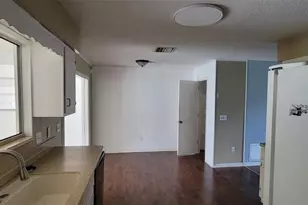 1425 NE Old Mill Dr, Deltona, FL 32725 - Photo 4