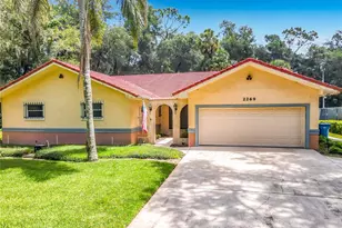 2269 Country Club Dr, Deland, FL 32724 - Photo 4
