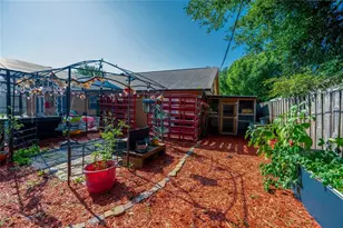 578 N Goodrich Dr, Deltona, FL 32725 - Photo 28