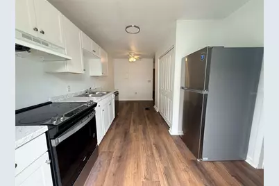 229 W Wisconsin Avenue, Deland, FL 32720 - Photo 6