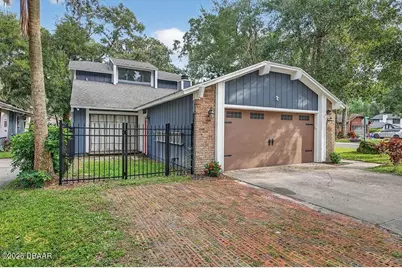 28 Baymeadow Court, Ormond Beach, FL 32174 - Photo 2