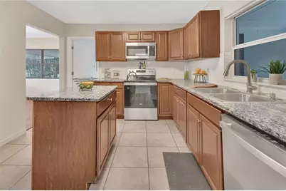1502 Stevens Avenue, Deland, FL 32720 - Photo 2
