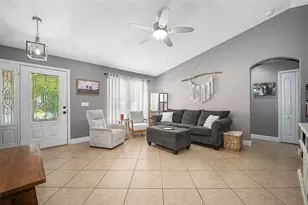 981 Laurel Oaks Ln, Orange City, FL 32763 - Photo 6