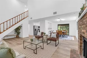 31018 Cove Rd, Tavares, FL 32778 - Photo 2