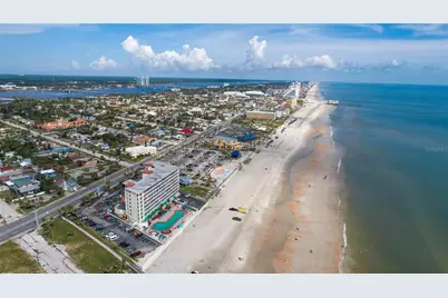 701 S Atlantic Avenue #402, Daytona Beach, FL 32118 - Photo 2