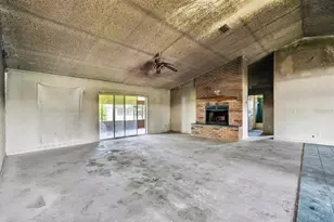 1624 Piccadilly Dr, Daytona Beach, FL 32117 - Photo 10