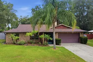 226 Council Bluffs Dr, Deltona, FL 32725 - Photo 2