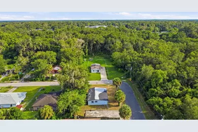 921 S Salisbury Avenue, Deland, FL 32720 - Photo 12