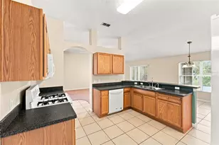 614 Red Mulberry Dr, Deltona, FL 32725 - Photo 6