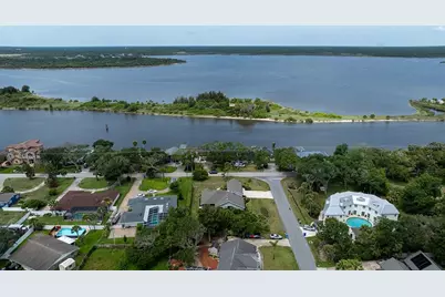 2711 John Anderson Drive, Ormond Beach, FL 32176 - Photo 42