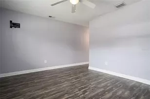 437 E Oakwood Ave, Orange City, FL 32763 - Photo 8