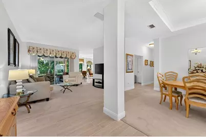 4 Lakeview Lane, Palm Coast, FL 32137 - Photo 2