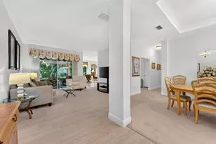 4 Lakeview Ln, Palm Coast, FL 32137 - Photo 2