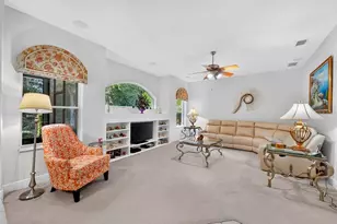 4 Lakeview Ln, Palm Coast, FL 32137 - Photo 12