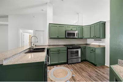 1031 E Walts Avenue, Deland, FL 32724 - Photo 14