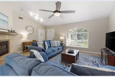 1085 E Wisconsin Avenue, Deland, FL 32724 - Photo 4