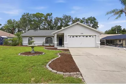 1085 E Wisconsin Avenue, Deland, FL 32724 - Photo 2