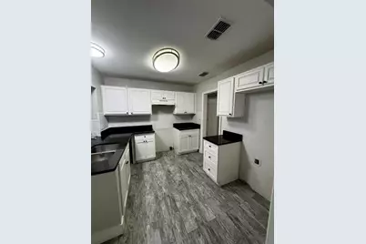 2552 Columbus Street, Fort Myers, FL 33901 - Photo 2