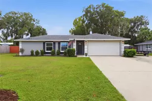 1004 Crescent Pkwy, Deland, FL 32720 - Photo 2