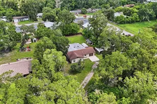 1555 Rowe Ln, Deland, FL 32720 - Photo 4