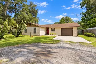 1555 Rowe Ln, Deland, FL 32720 - Photo 2
