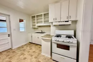 733 W Pennsylvania Ave, Deland, FL 32720 - Photo 4