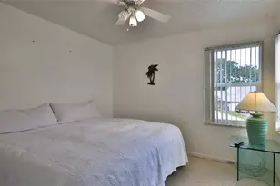 932 Meadow View Dr, Port Orange, FL 32127 - Photo 18