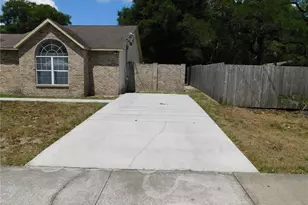 1095 E Wisconsin Ave, Deland, FL 32724 - Photo 4
