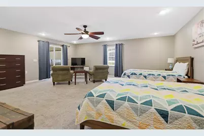 1095 E Wisconsin Avenue, Deland, FL 32724 - Photo 22